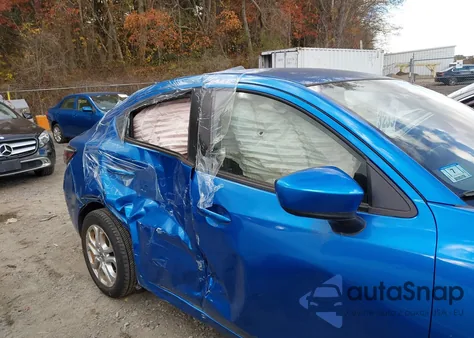 2016 Scion Ia from USA, damaged, VIN 3MYDLBZV2GY128955